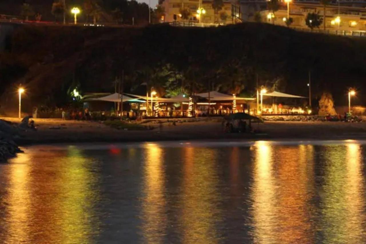 Beachfront Complex El Coloso Views,Pools,Parking Benalmadena Costa Exteriör bild